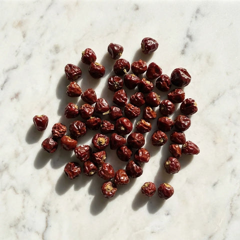 Piment cerise | entier | 1,2-1,7 cm | rouge foncé